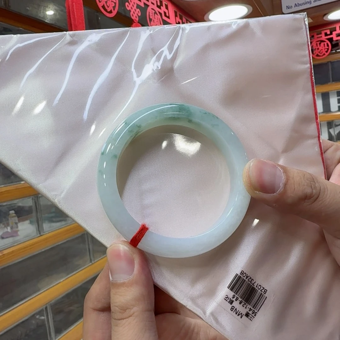 翡翠手镯未镶嵌买断