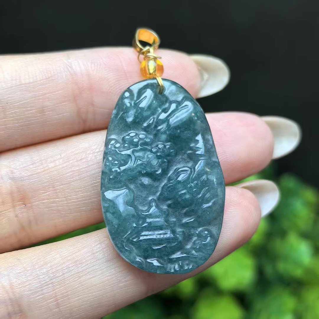 A5251翡翠A货山水牌吊坠-配皮绳