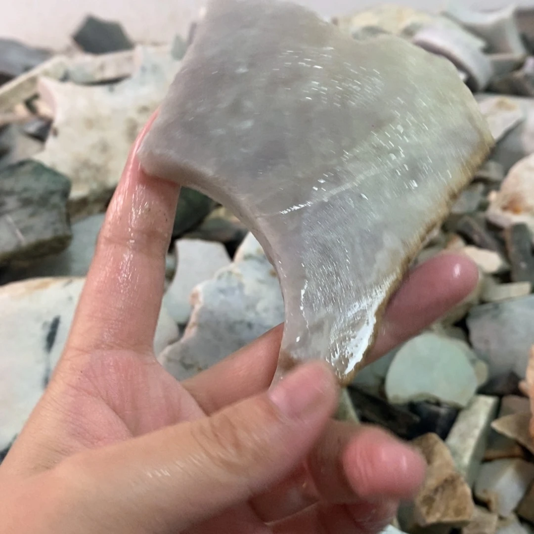 翡翠未镶嵌颈饰天然翡翠