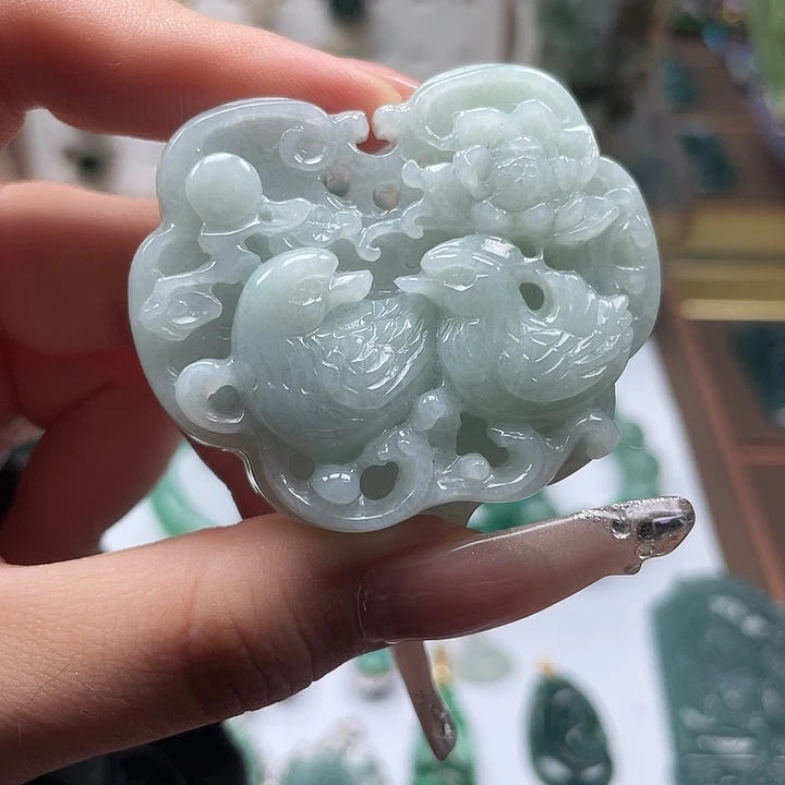 翡翠未镶嵌颈饰翡翠吊坠