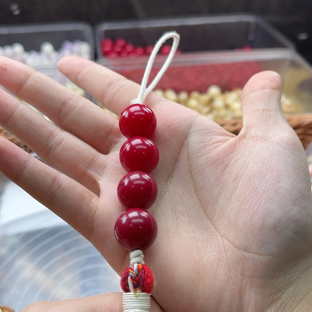 白玉菩提吊坠b/16 10+2新年红微瑕