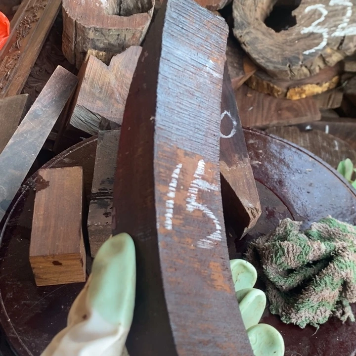 红酸枝木类哈哈我