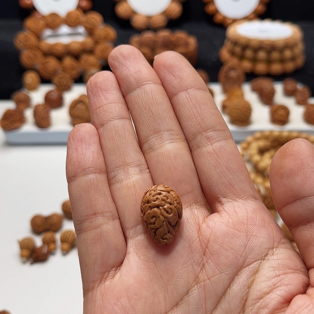 刘***浪核桃手串/手链桃核手工制作工艺