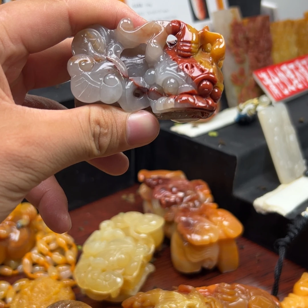 石英质玉（黄龙玉）未镶嵌多样性发货，发其一