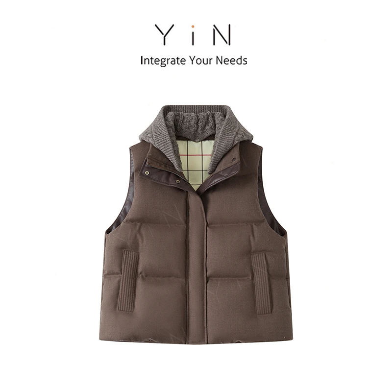 YiN 羊毛立领短款马甲带可拆卸针织帽秋季保暖TT54V008