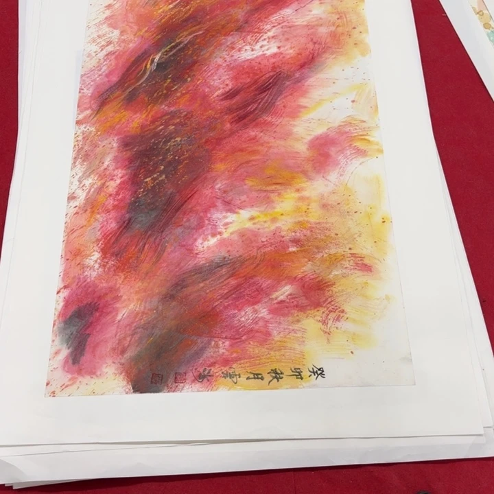 国画花鸟等图案为一体的