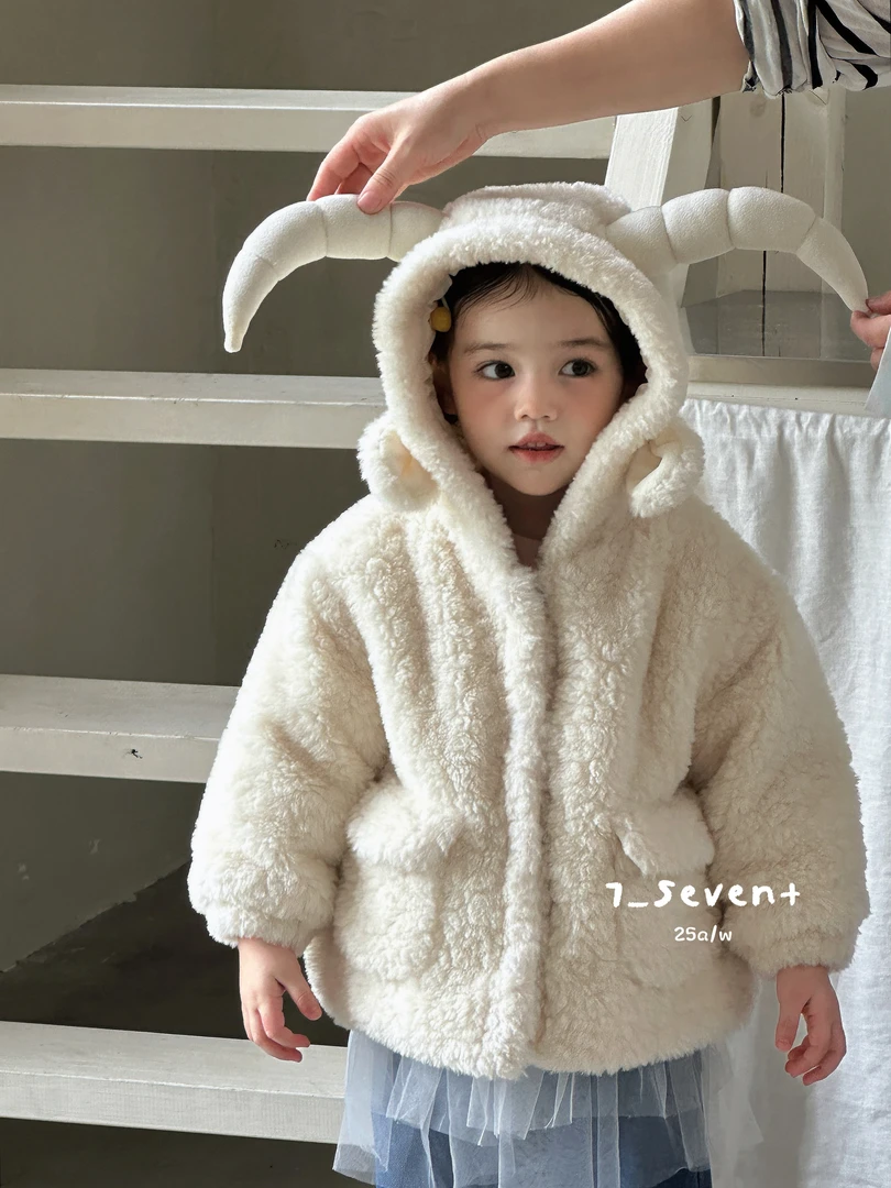 7seven正品现货女童小羊毛毛棉服外套加厚秋冬连帽毛绒