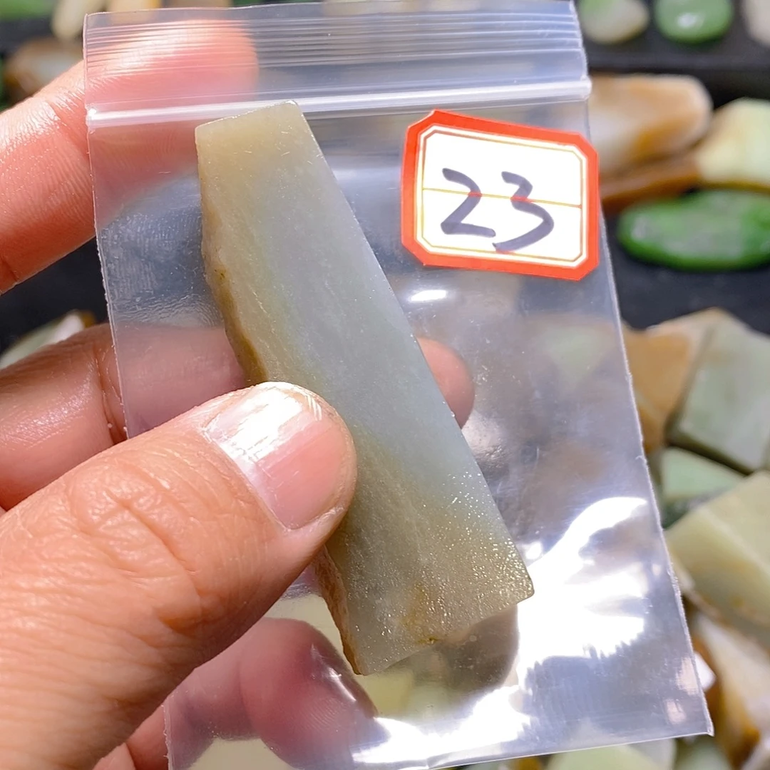 未镶嵌和田玉（糖玉）珠宝半成品