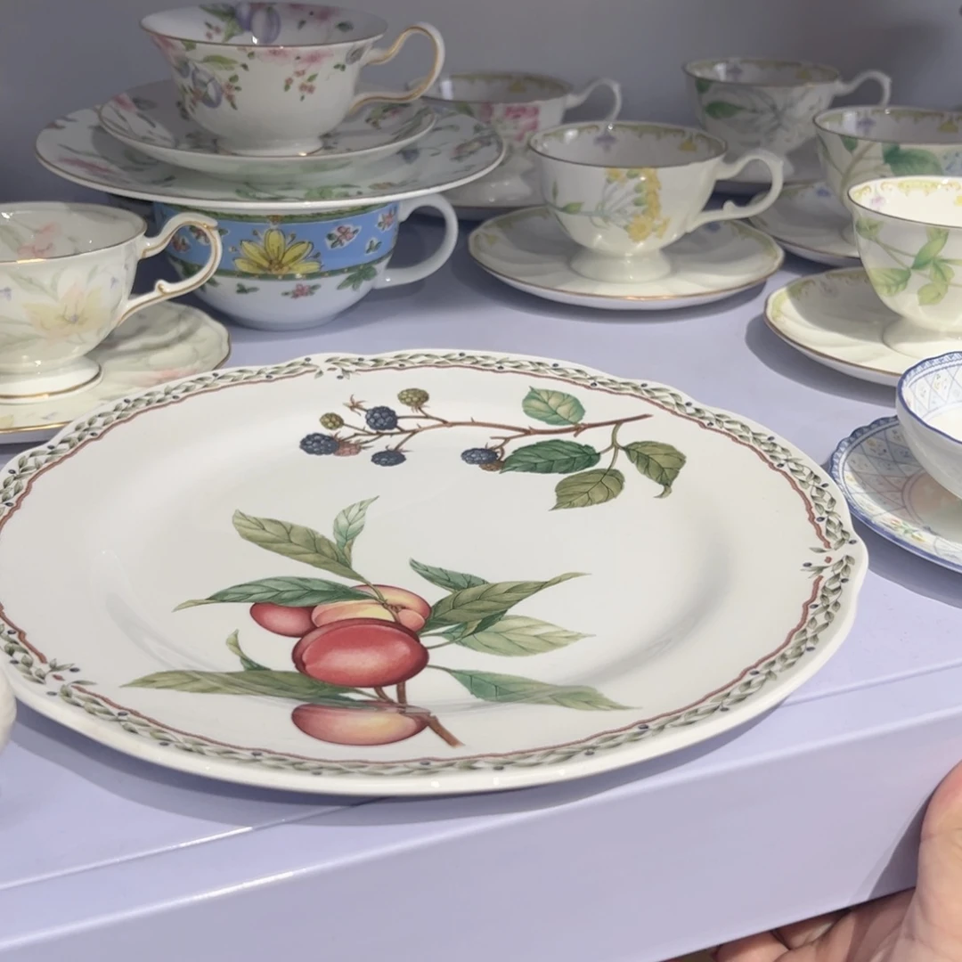 瞄***姐瓷片哈哈哈哈我也是很喜欢