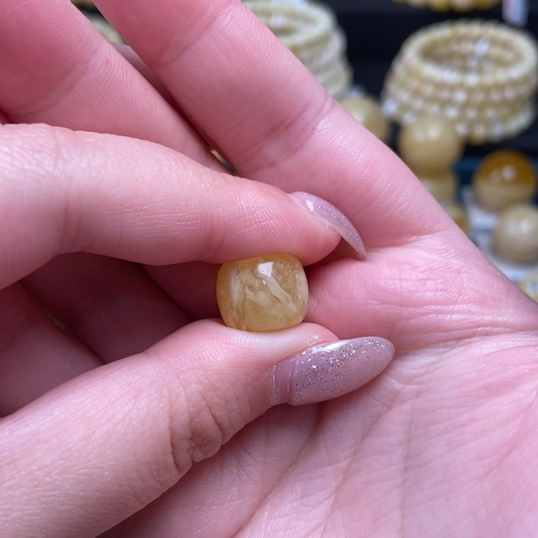 蜜蜡未镶嵌珠宝奇石卡13