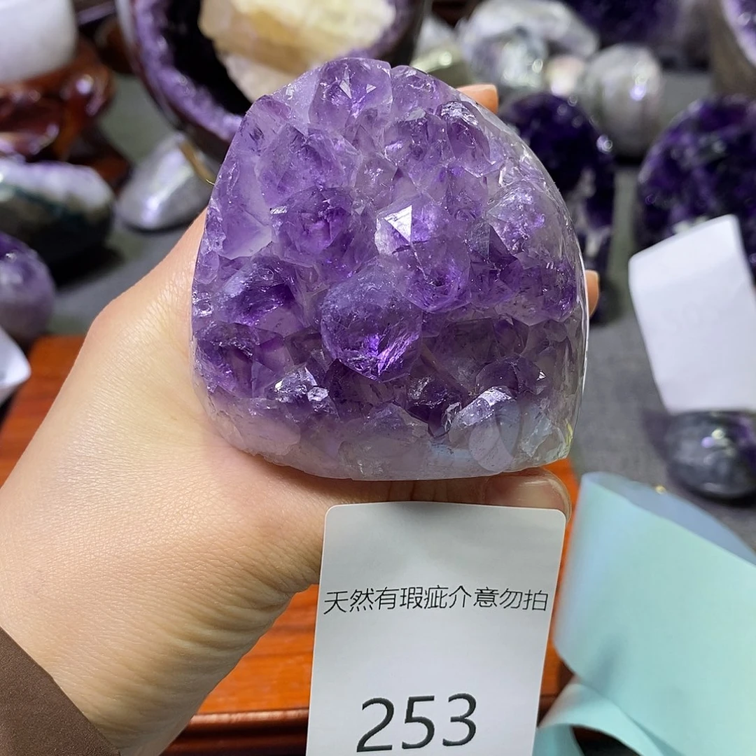 紫晶未镶嵌珠宝半成品