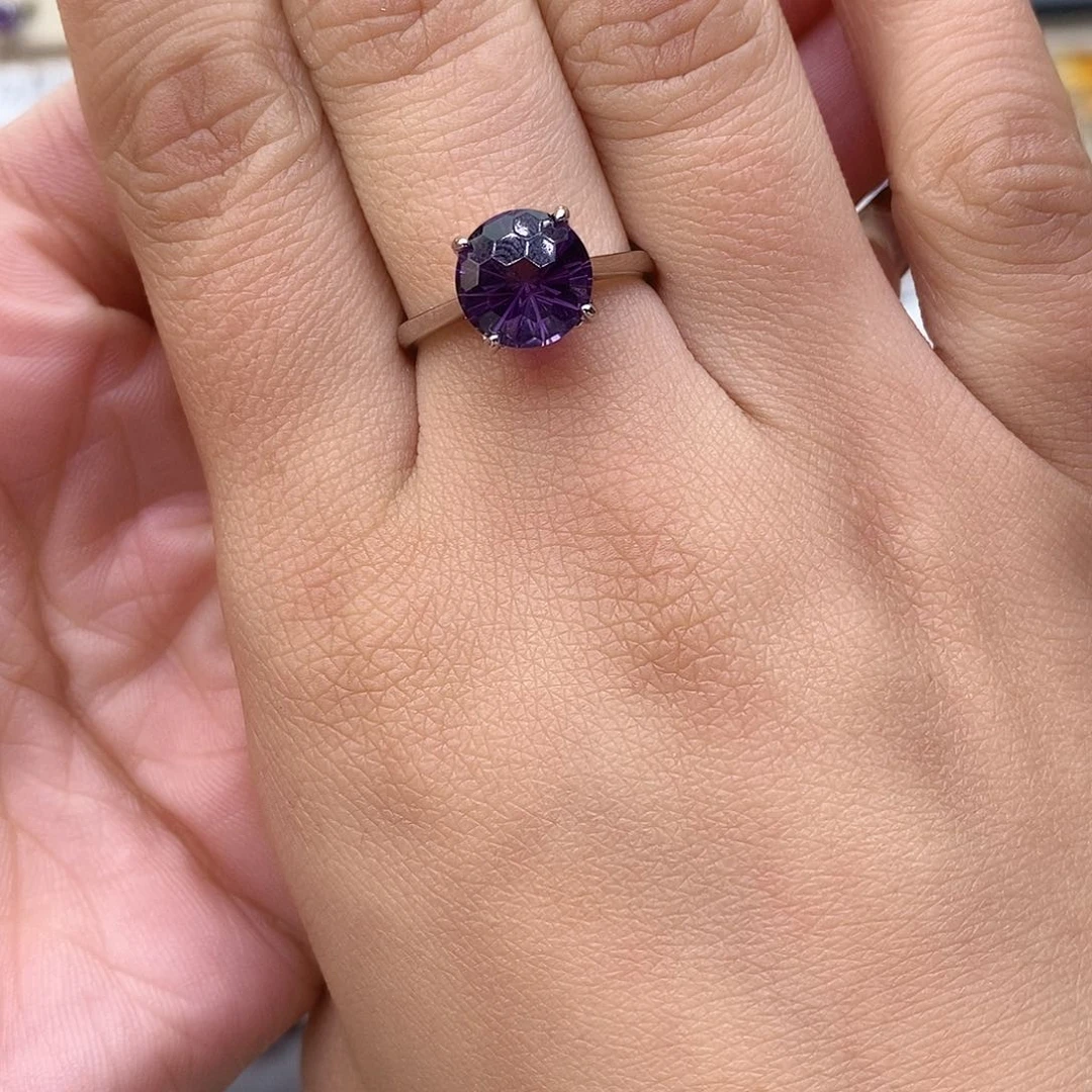 紫晶纯天然无优化紫水晶x银S925镶嵌睡****猪