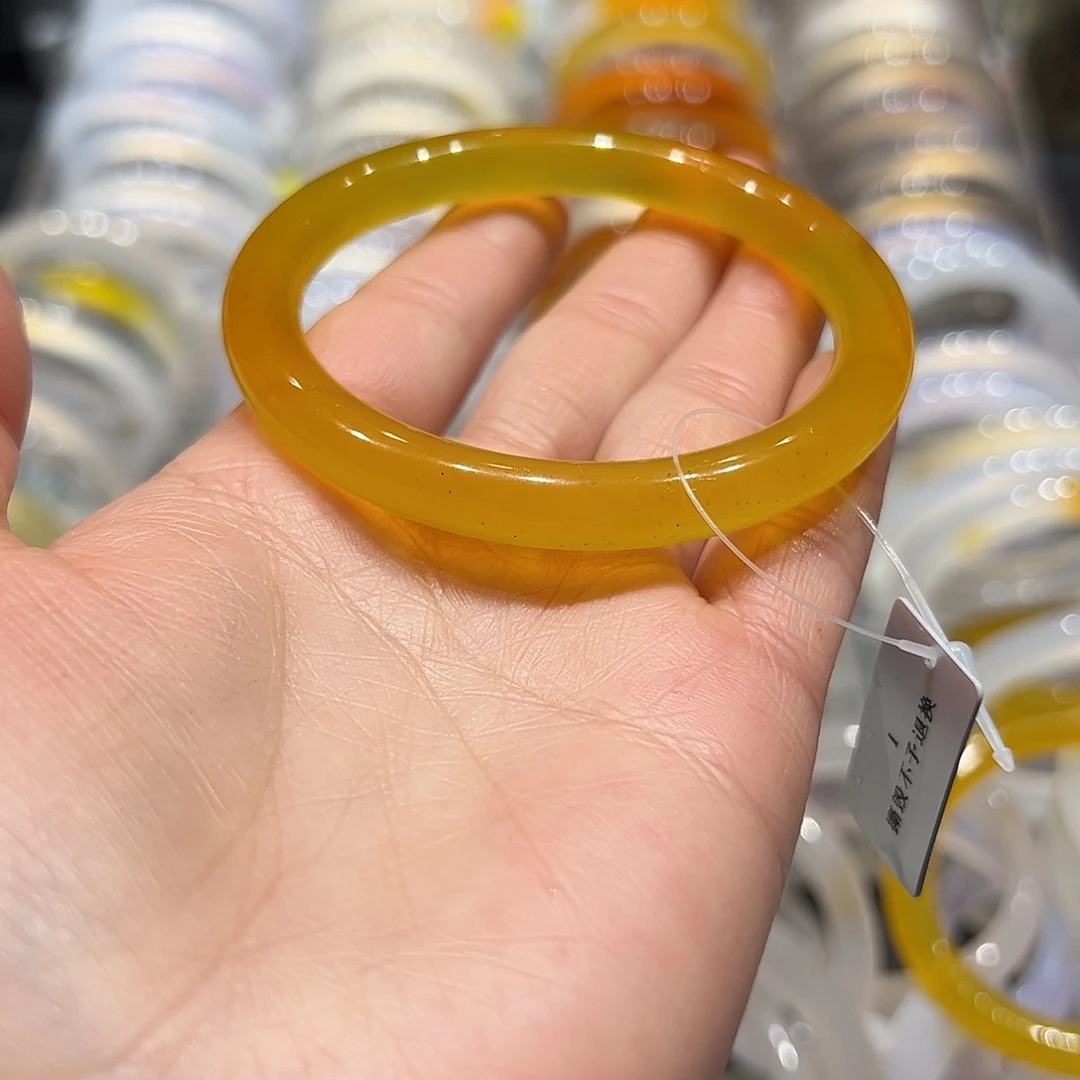 终***见玛瑙/玉髓未镶嵌手镯