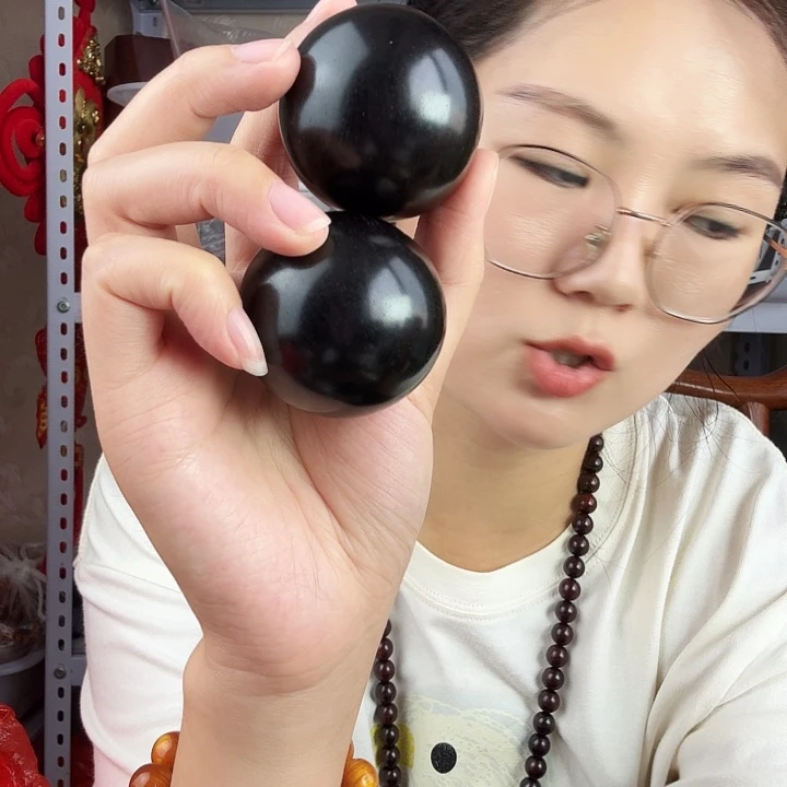 非洲紫檀（红花梨）紫光檀手球4.5