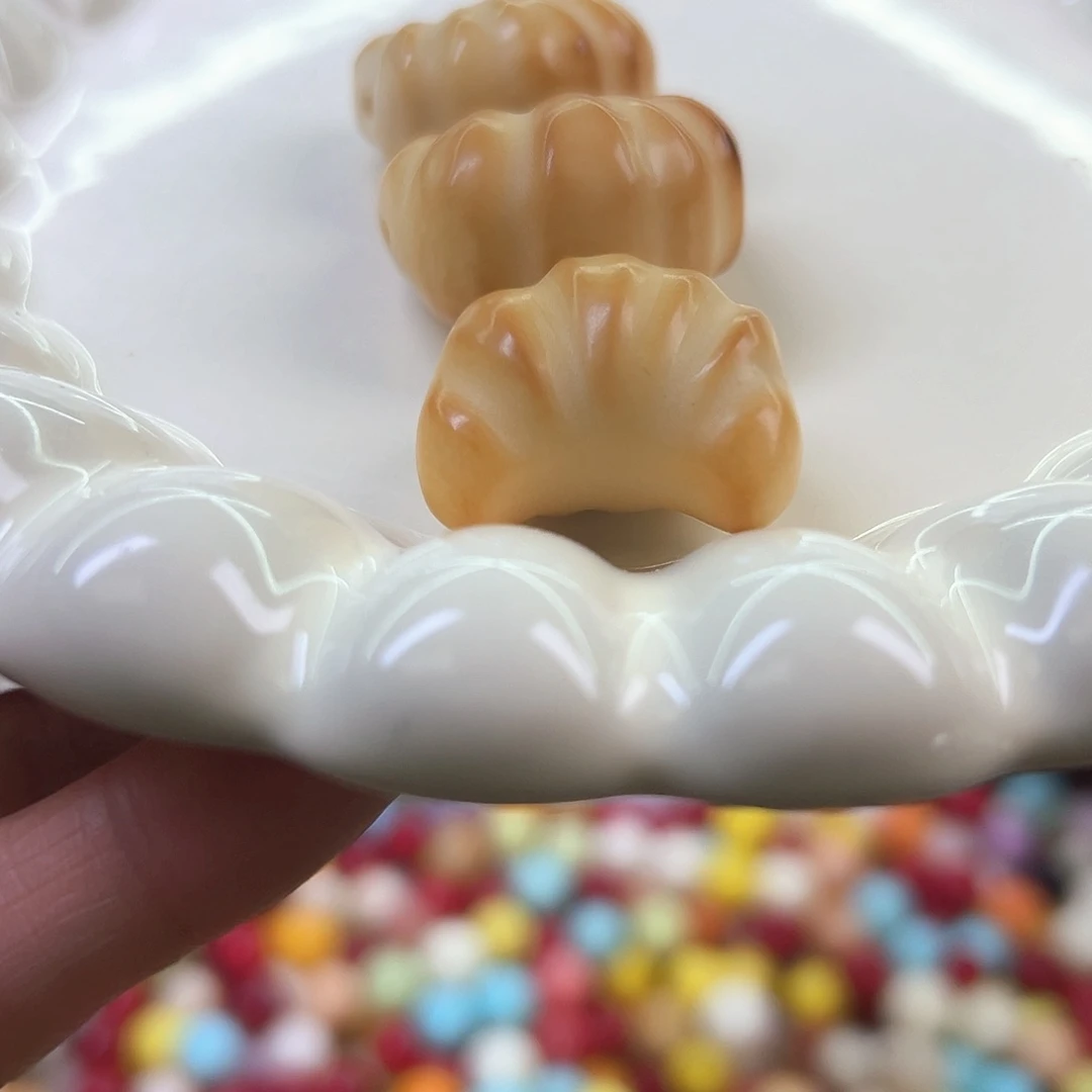 菩提根/象牙果手串瑕疵牛角包三颗孔道有裂