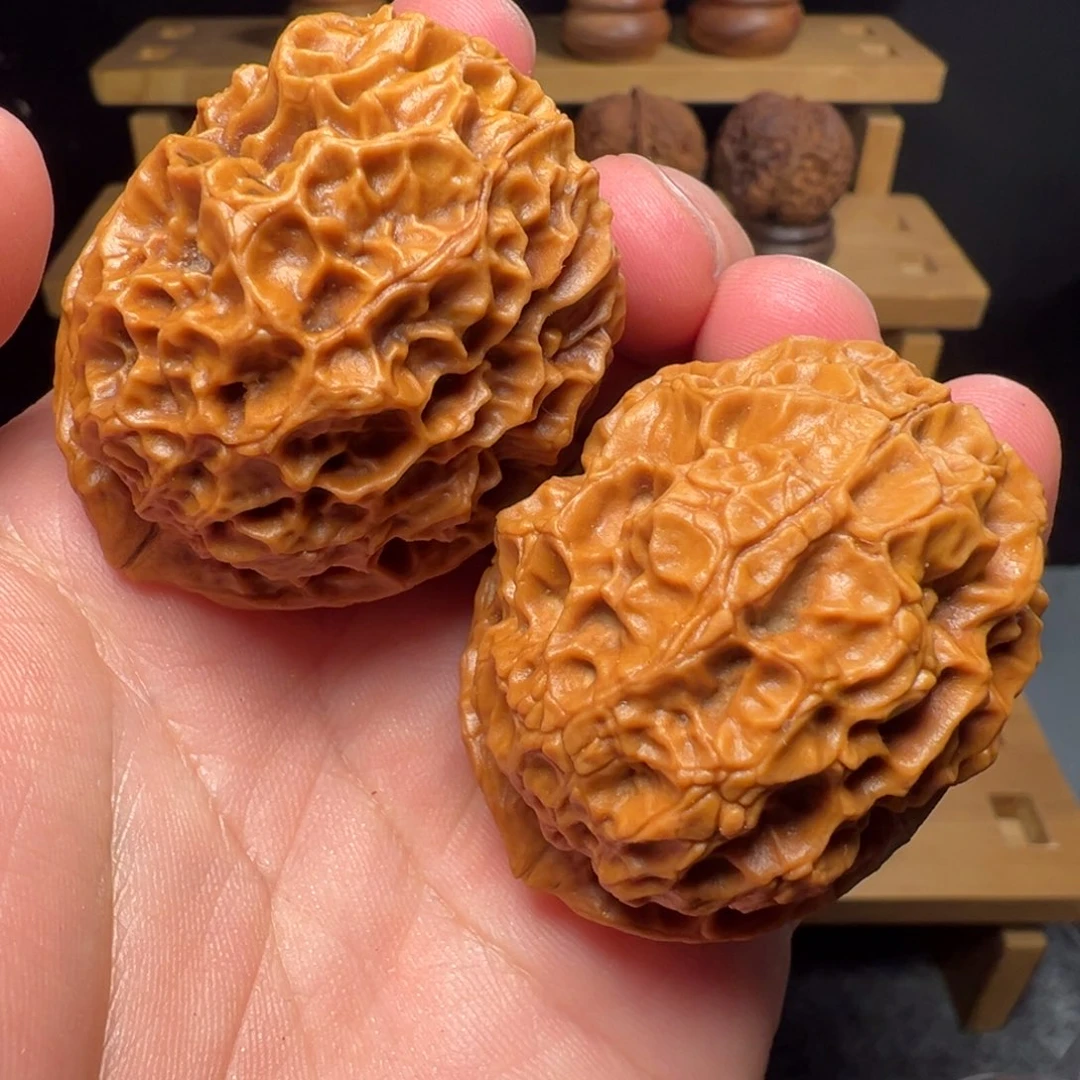吊坠文玩核桃白牡丹45mm