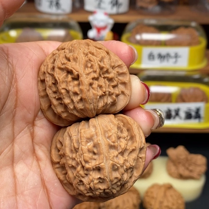 文玩核桃吊坠芥**球41全品白狮子