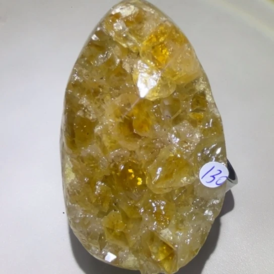未镶嵌大型摆件（非配饰）黄晶
