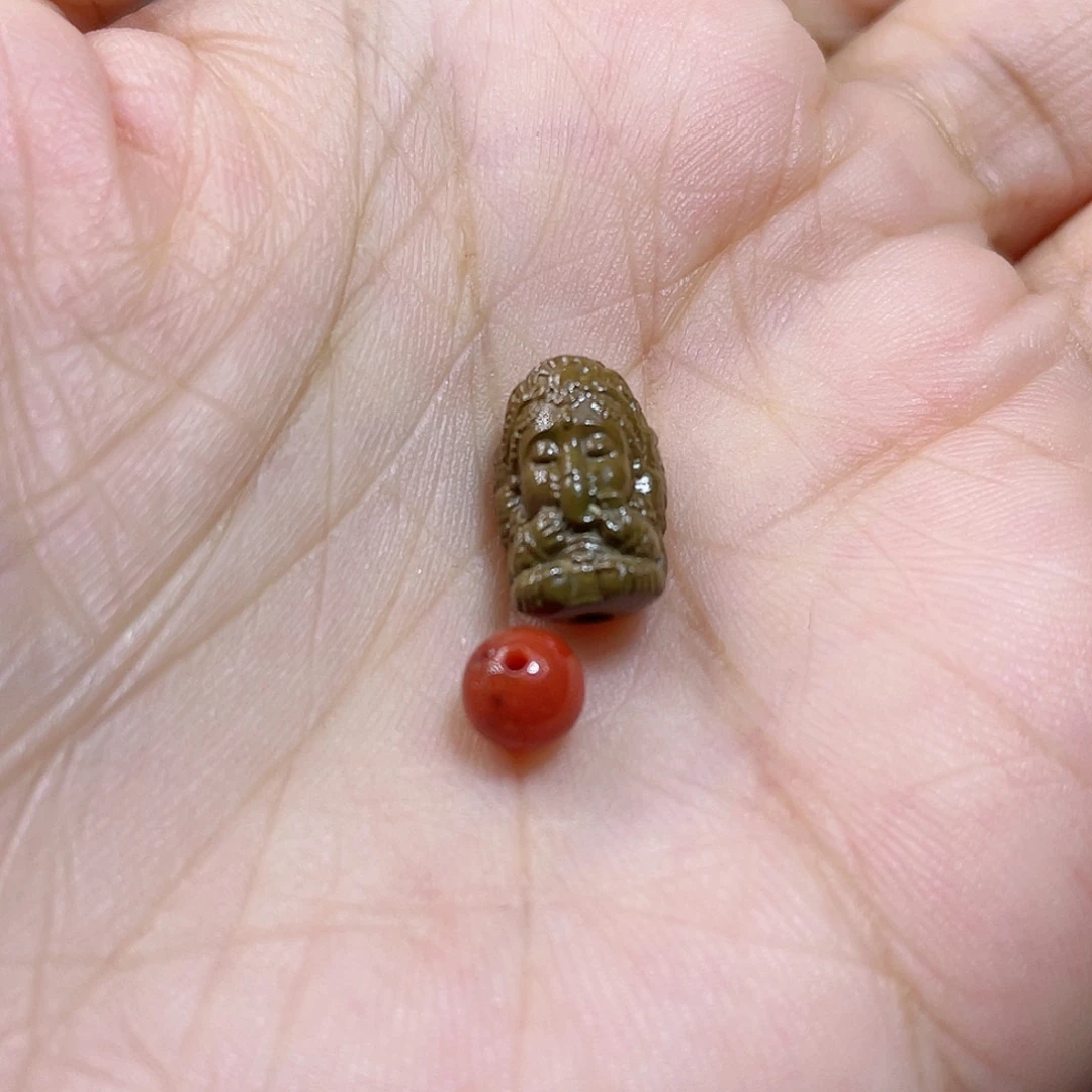 未镶嵌配饰南红玛瑙