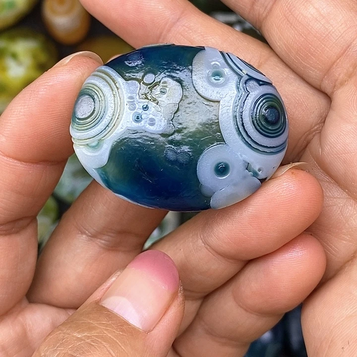 未镶嵌饰品玛瑙/玉髓饰**晶