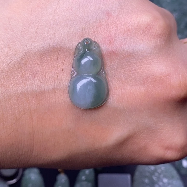 翡翠未镶嵌颈饰天然缅甸翡翠A货