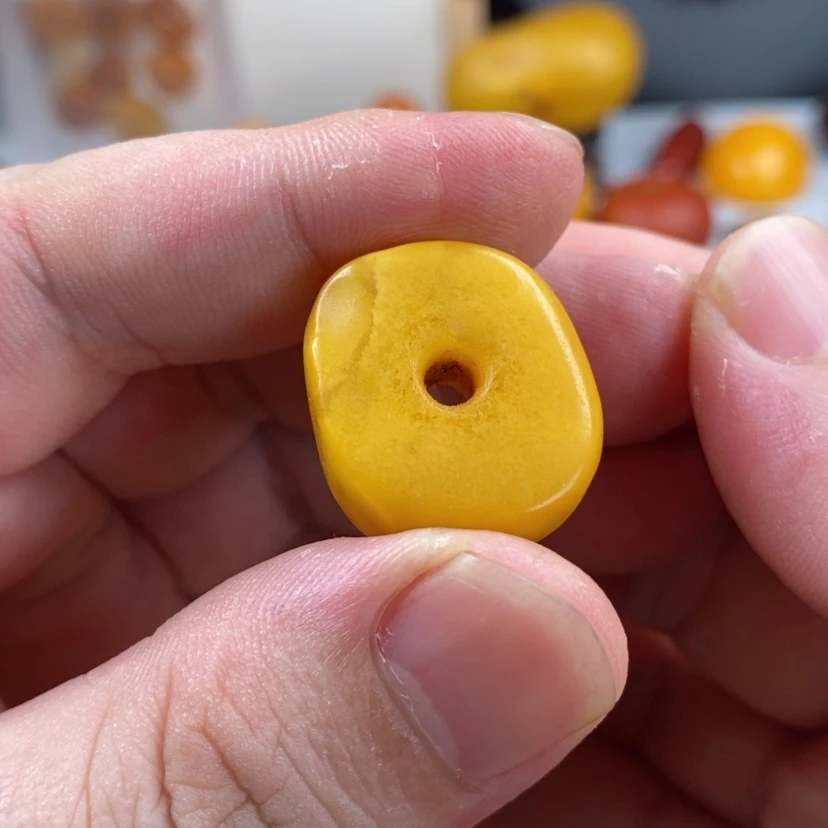 【闪购商品】未镶嵌蜜蜡珠宝奇石