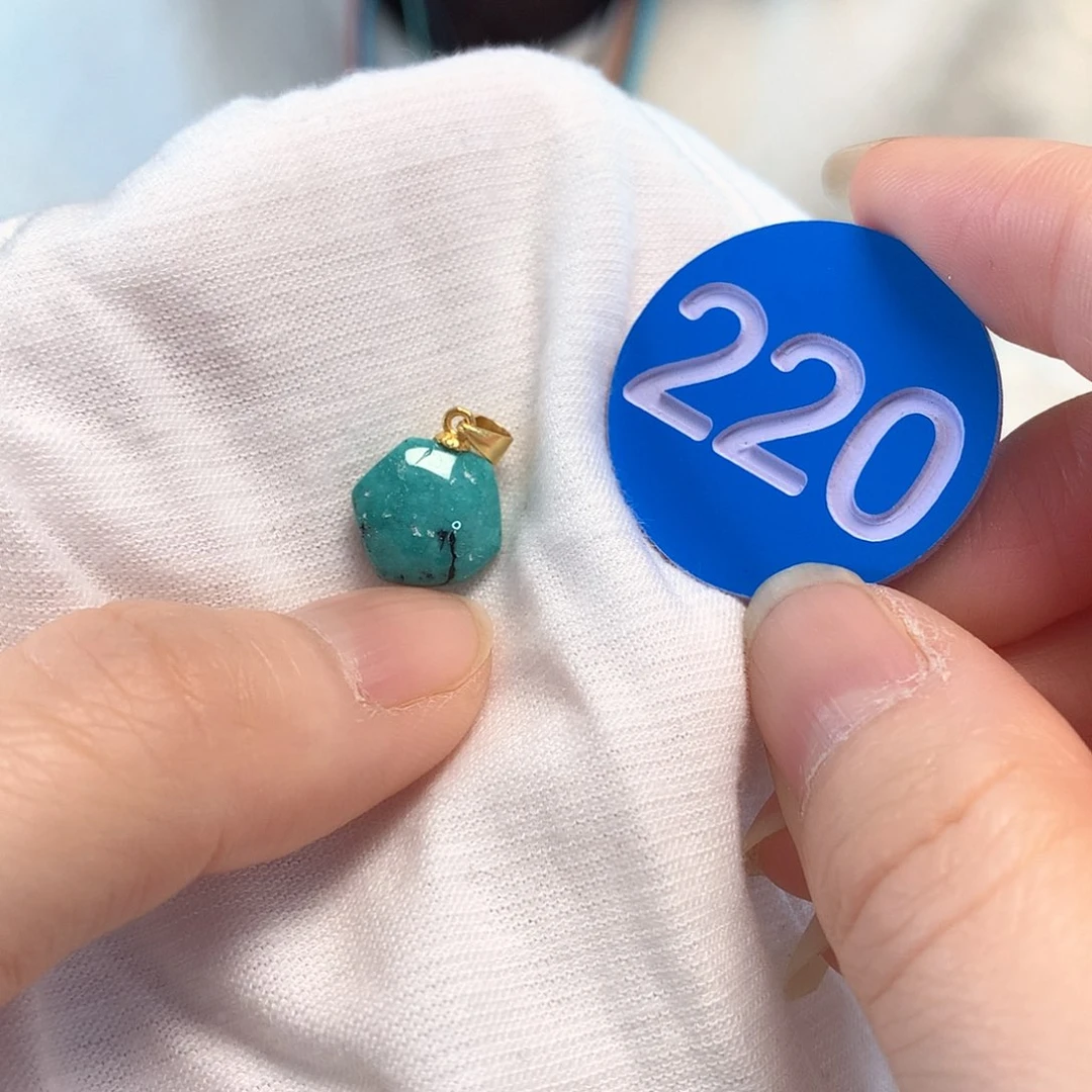 南红玛瑙珠宝奇石未镶嵌