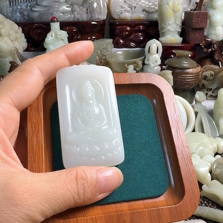 厚***Y瓷片新号开播瓷盘一件
