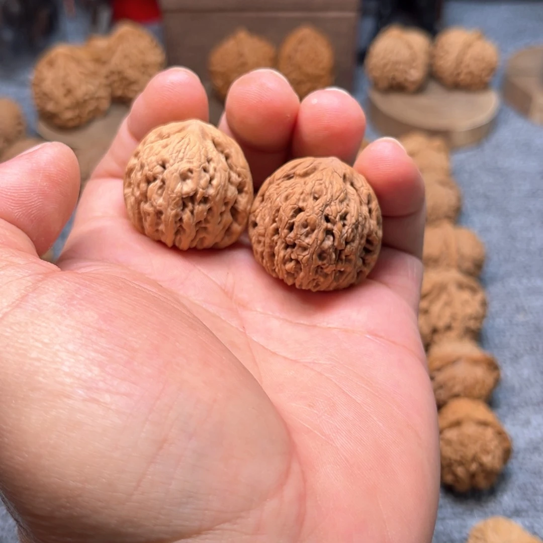 文玩核桃把件J****t野生