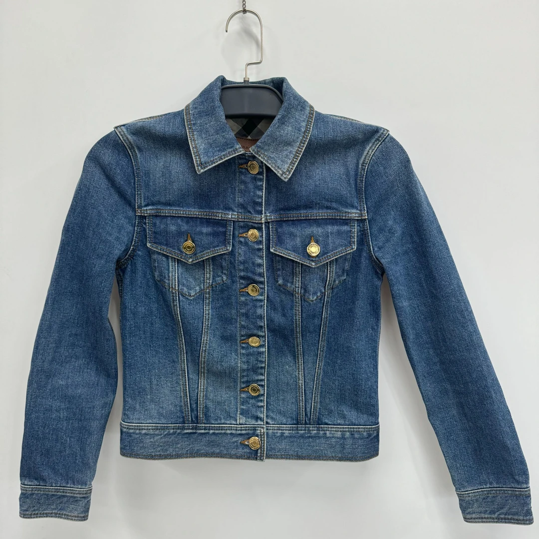 95新 BURBERRY/博柏利 无味奢潮/牛仔衣9011