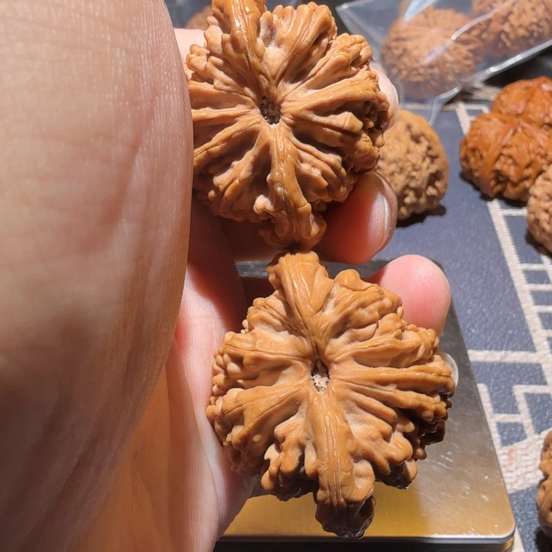 文玩核桃把件虎头王