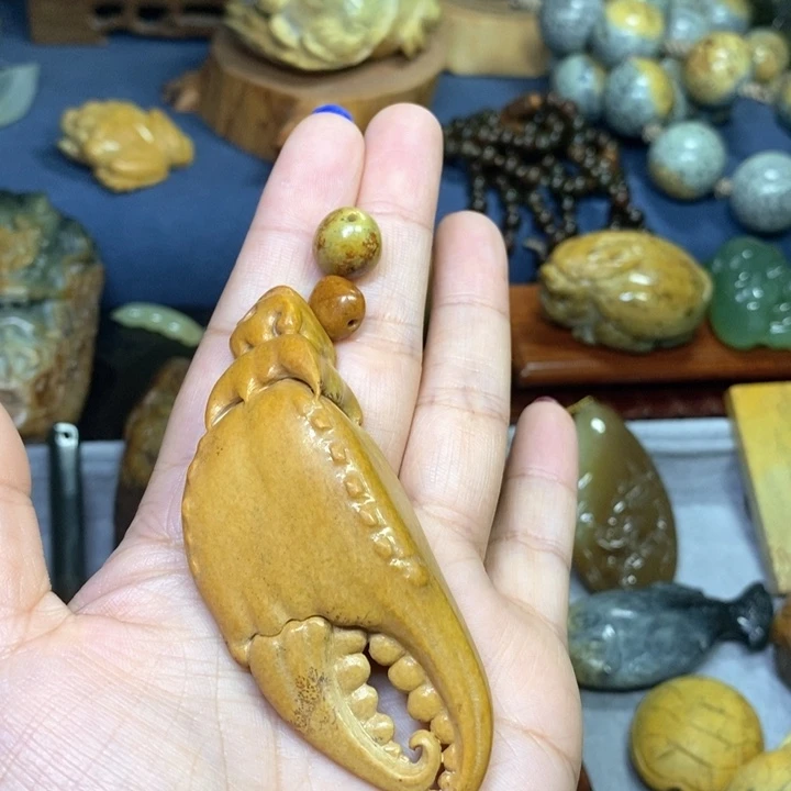 岫岩河磨玉（透闪石质玉）把件未镶嵌用****0