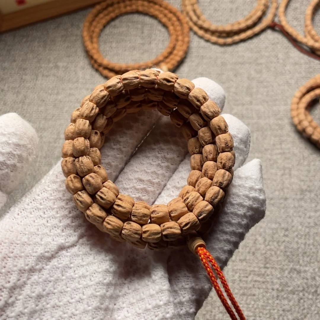 胡***森吊坠柏香籽/百香籽毕业桶顺6x7mm