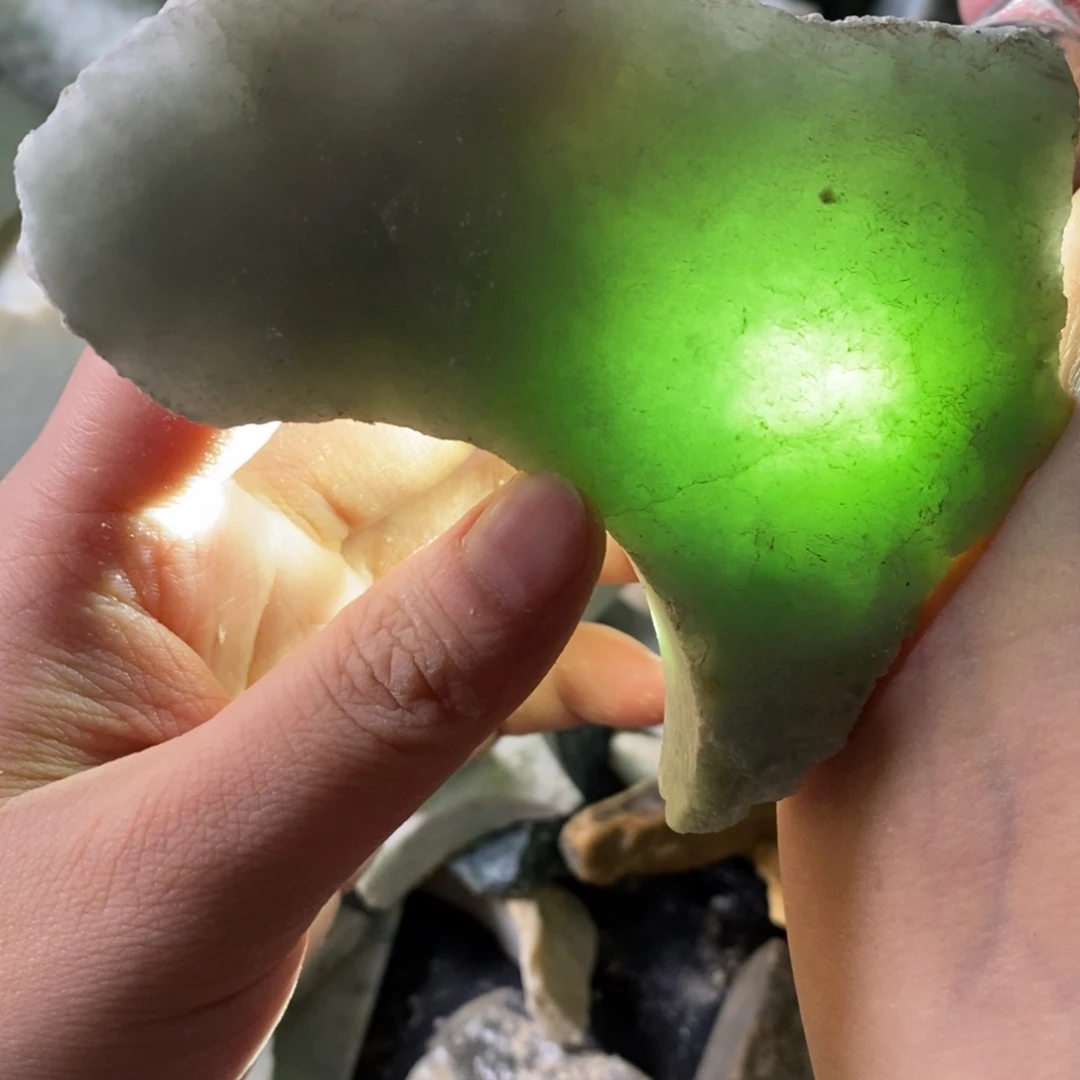 颈饰未镶嵌翡翠天然翡翠