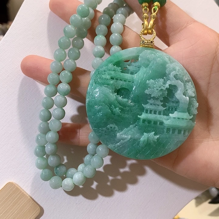 翡翠未镶嵌颈饰翡翠吊坠