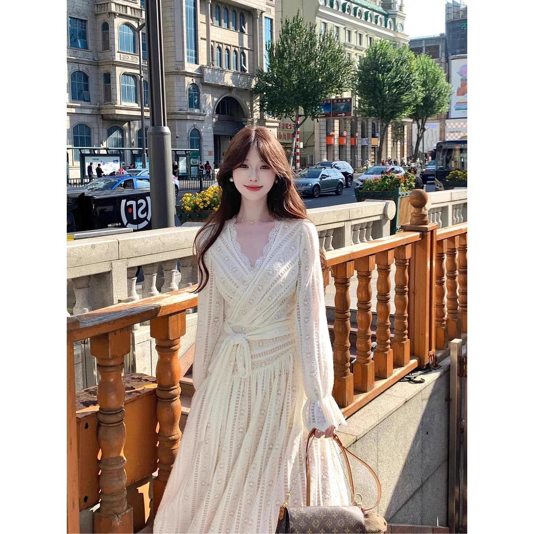 神总【一见倾心】法式绣花长袖连衣裙女白色气质雪纺长裙子秋季新