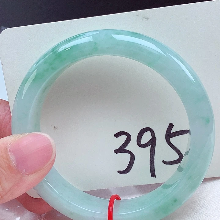 翡翠未镶嵌手镯翡翠