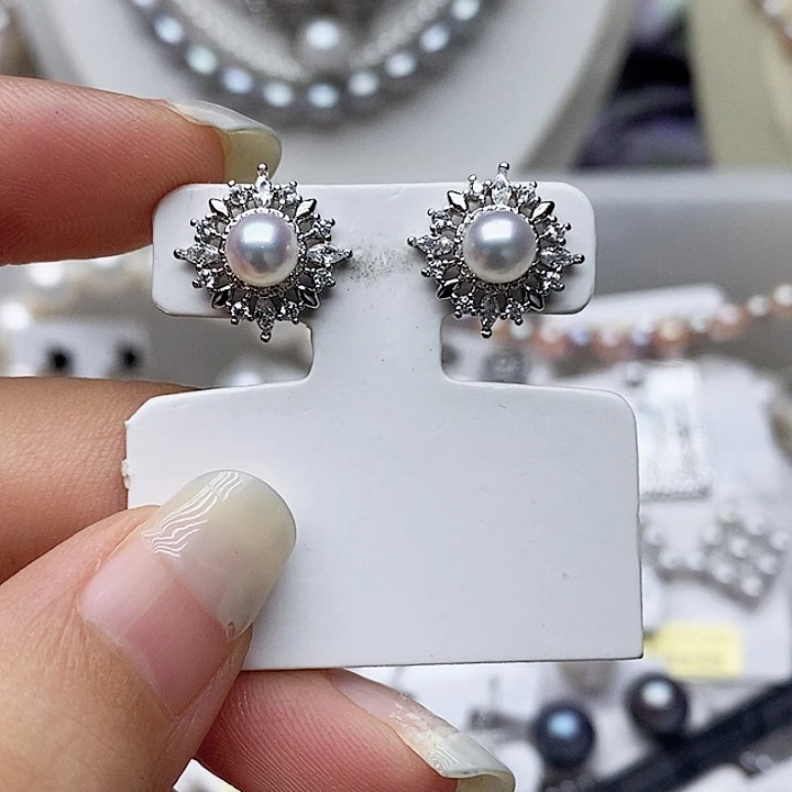 未镶嵌耳钉淡水珍珠