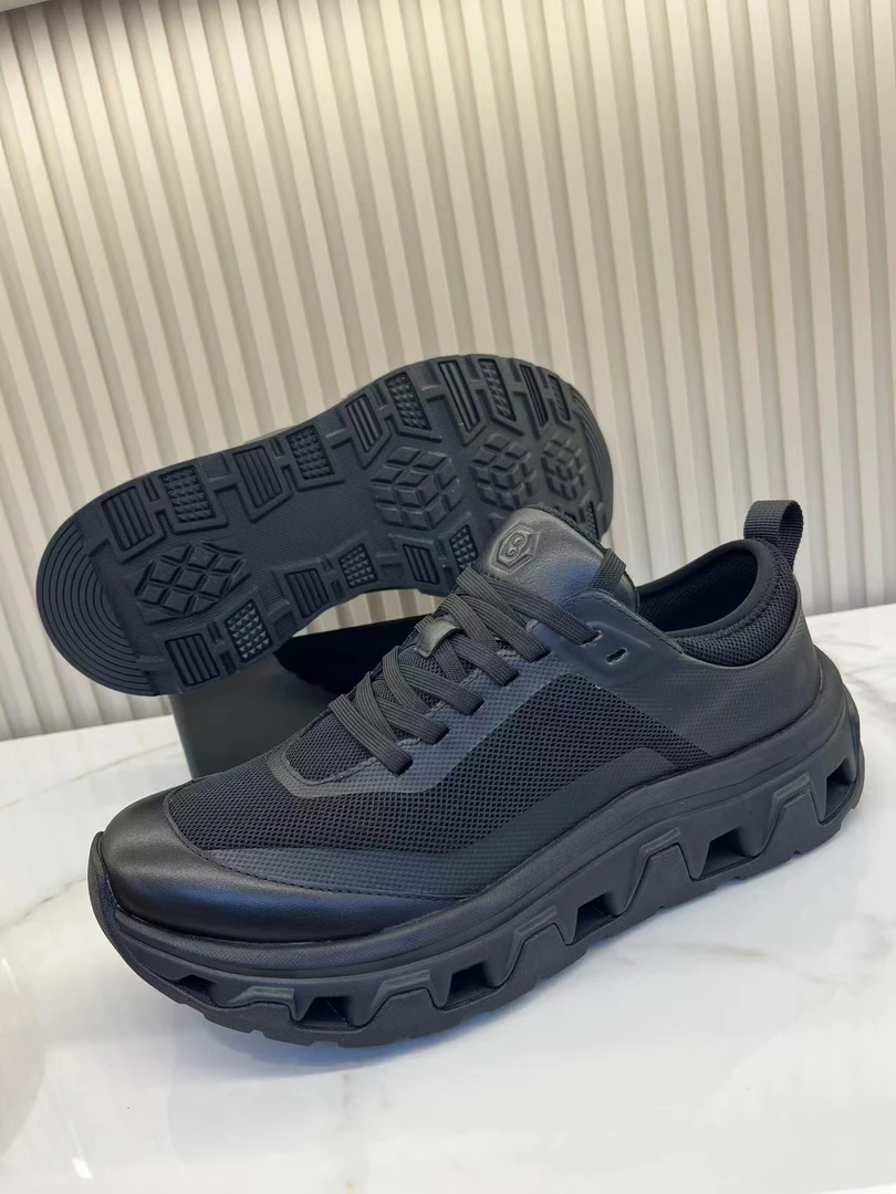 秋季新款男士高端户外鞋1368