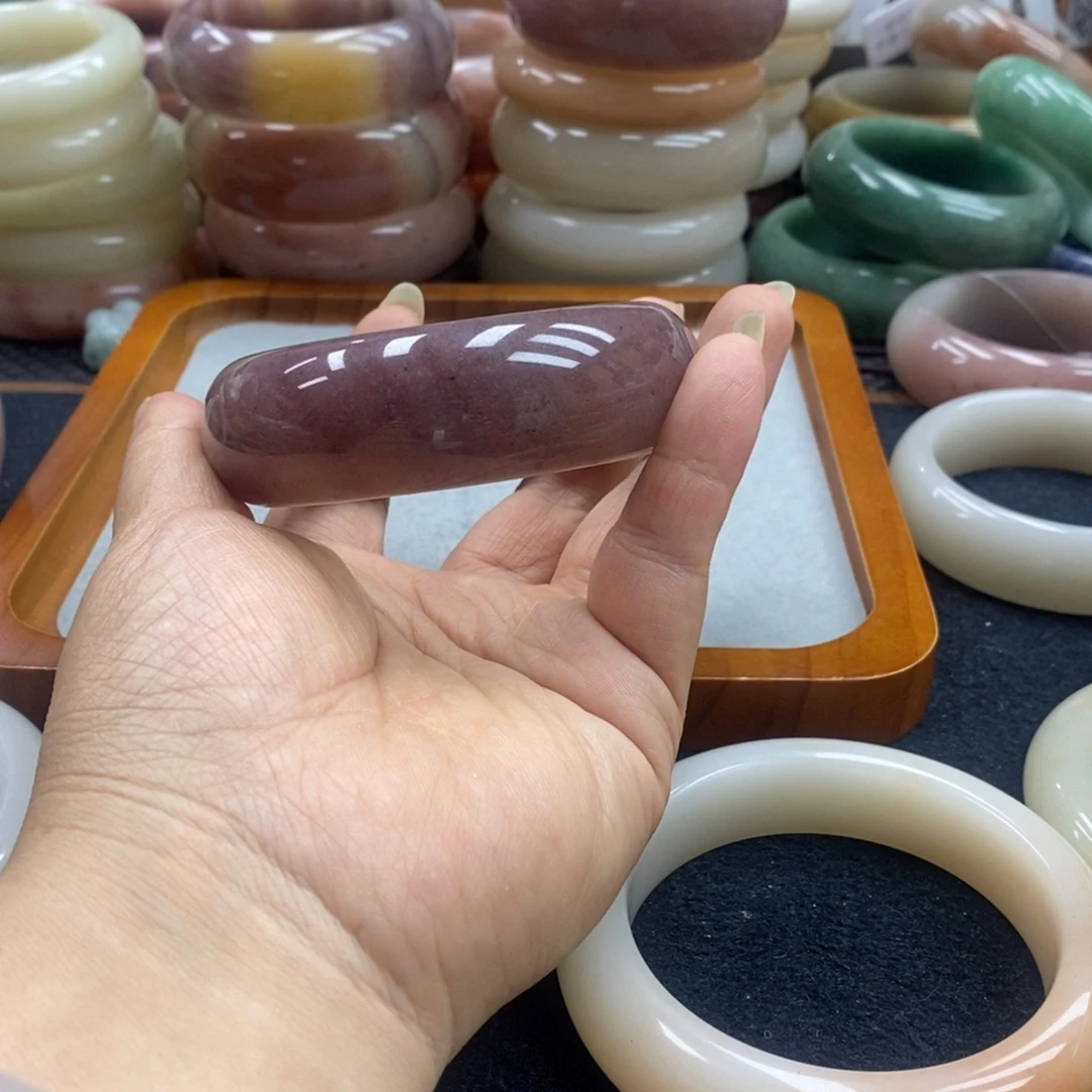 @***云未镶嵌手镯石英质玉