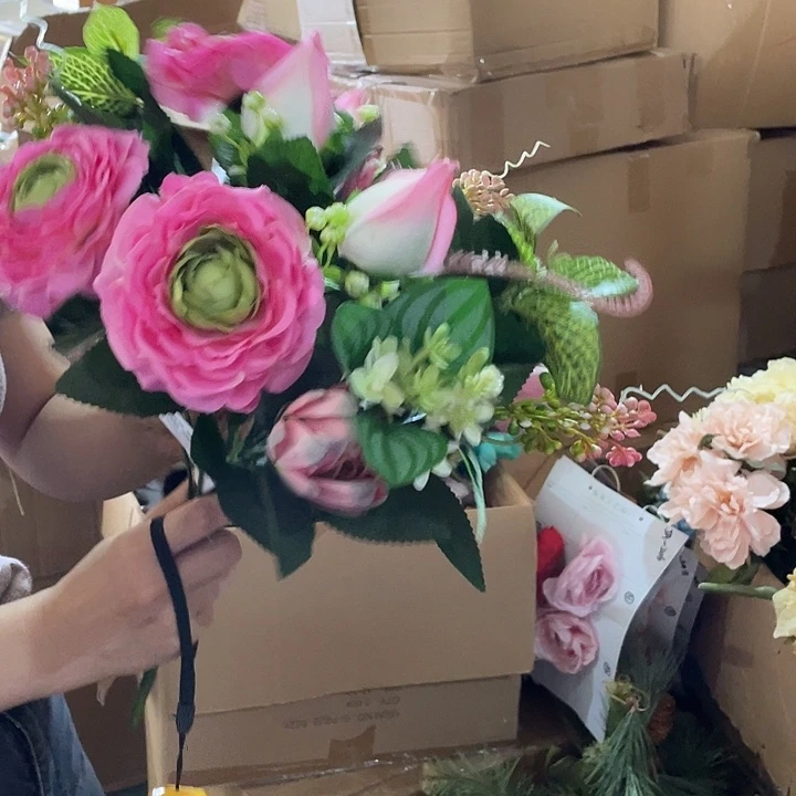 陶瓷花瓶，部分微瑕