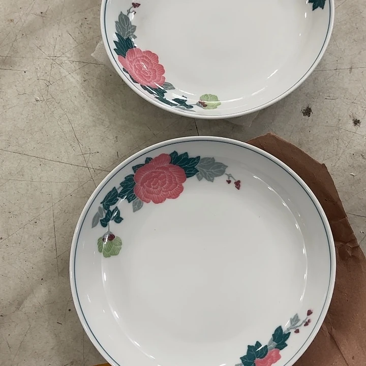 花**贵身旁17.5公分两个微瑕