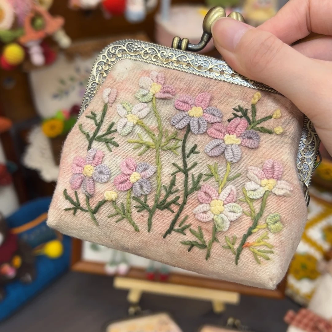毛绒钩织刺绣手工包包玩偶居家用品