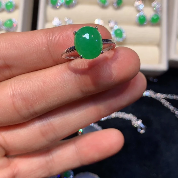 翡翠未镶嵌戒指翡翠戒指