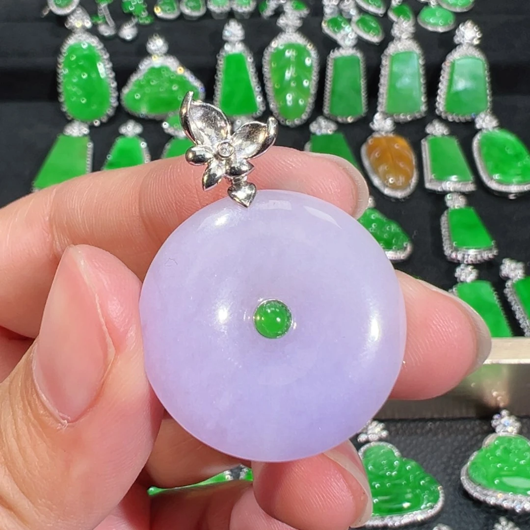 【闪购商品】翡翠吊坠(不含链)18K金镶嵌