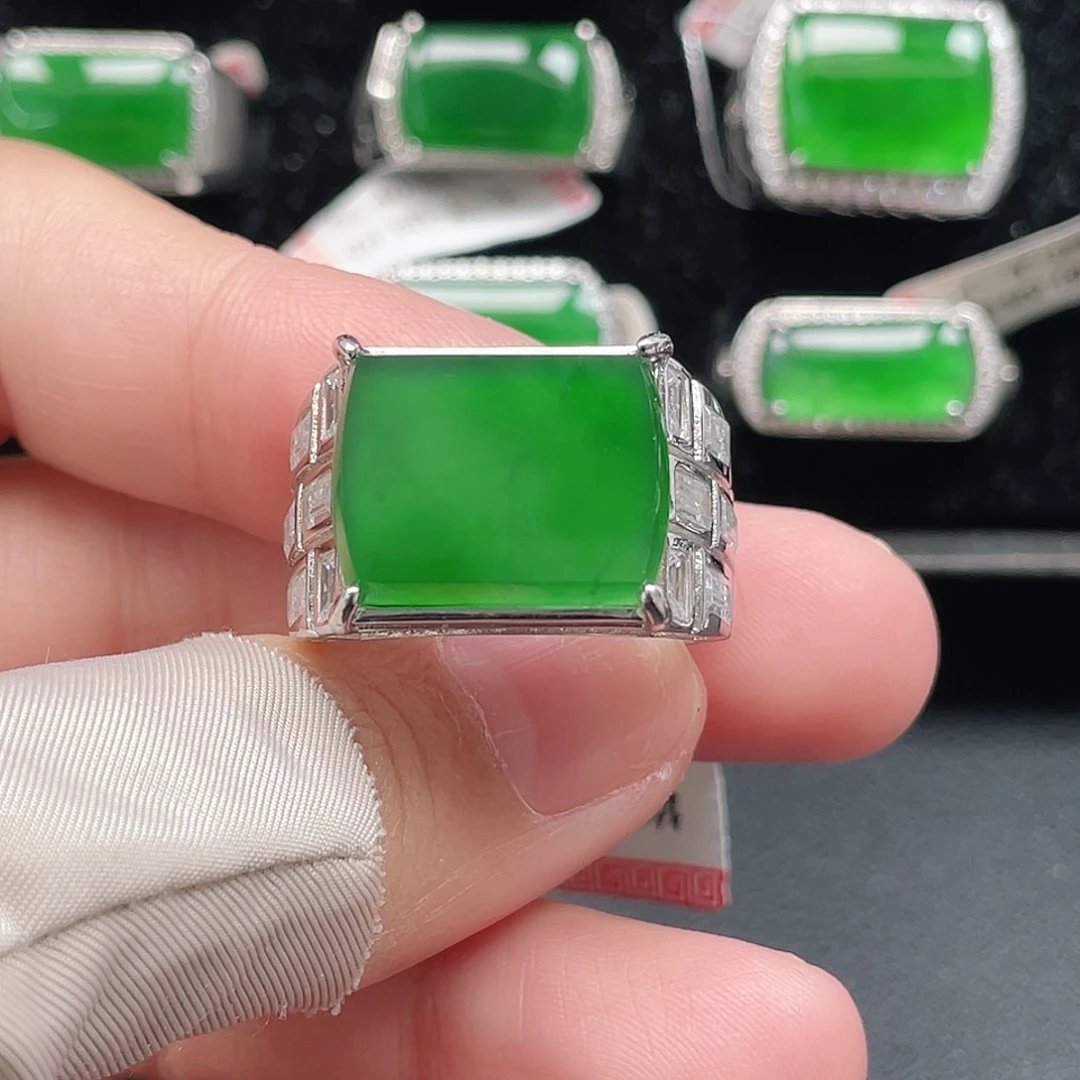 翡翠银S925镶嵌戒指天然A货翡翠没运费险4207