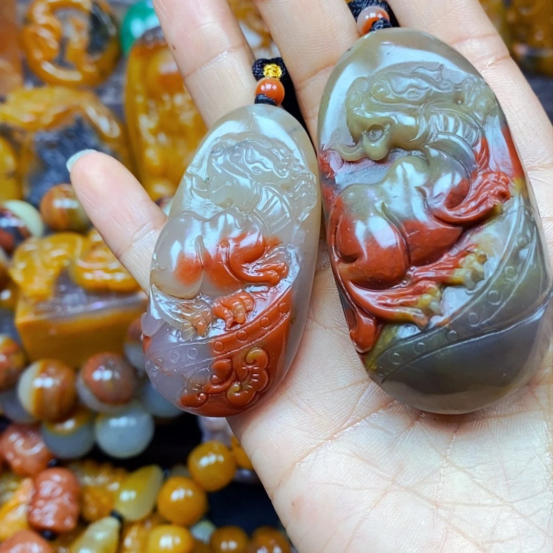 未镶嵌石英质玉（黄龙玉）吊坠(不含链)