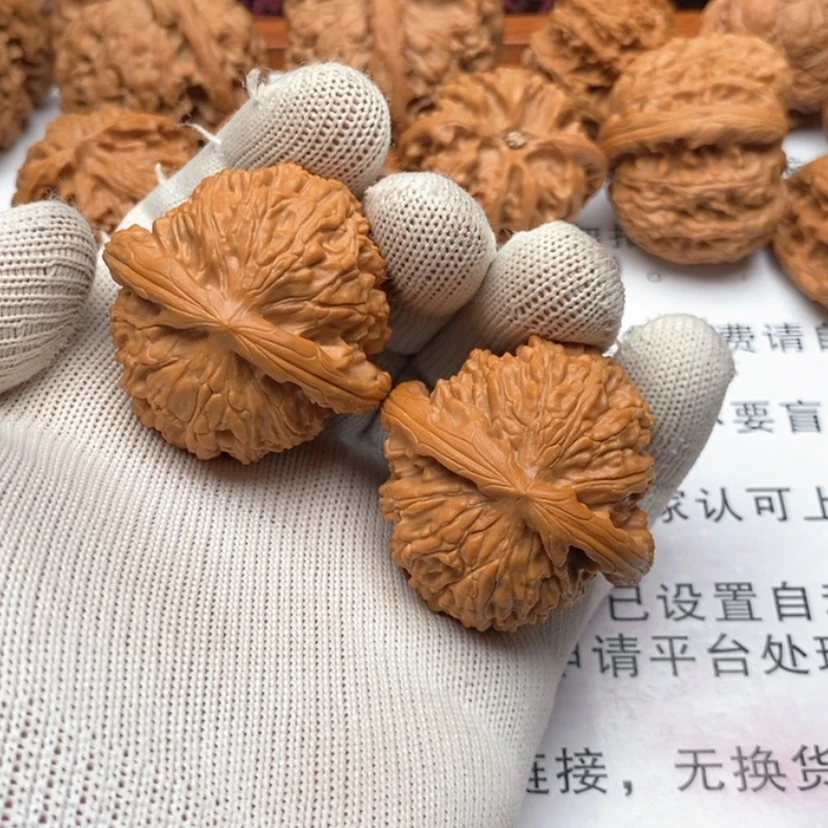 【闪购商品】把件文玩核桃41白狮子