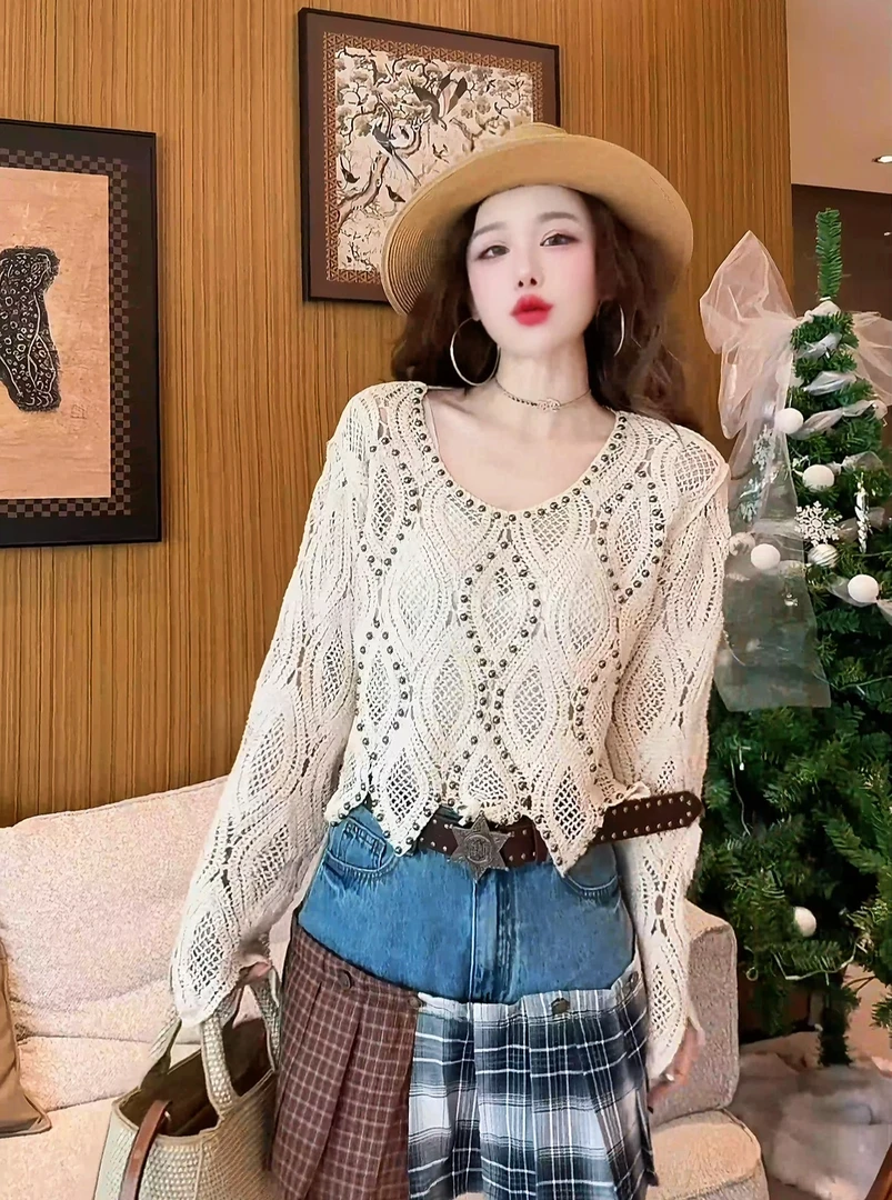 z4593 CC推荐 气质勾花镂空针织衫上衣
