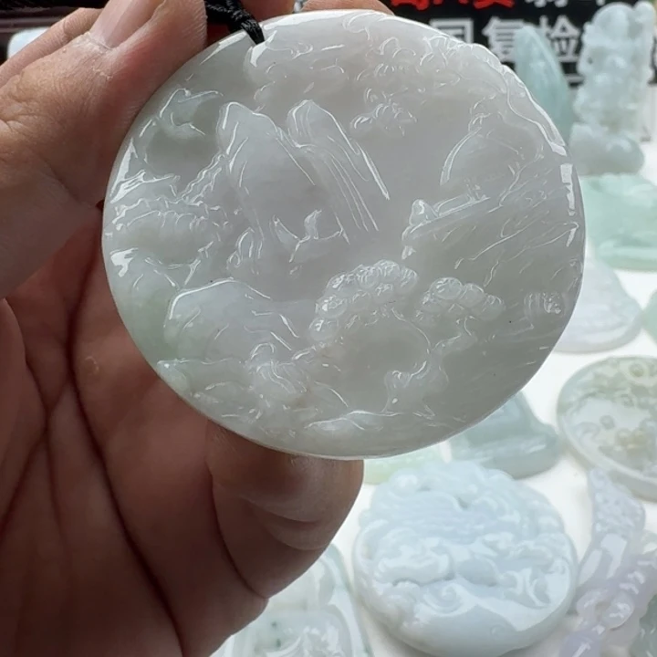 翡翠未镶嵌颈饰天然缅甸A货翡翠